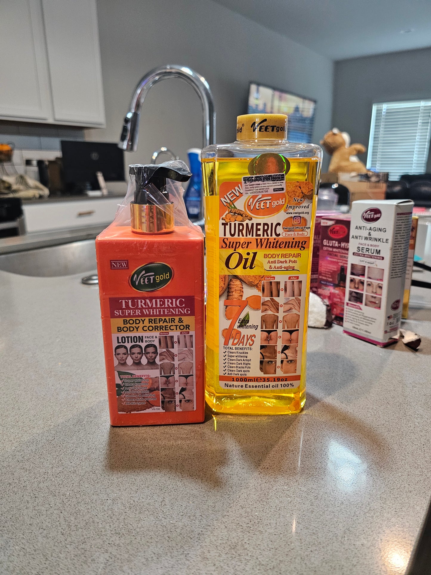 Veet Gold Tumeric Lotion & Veet Gold Tumeric Oil